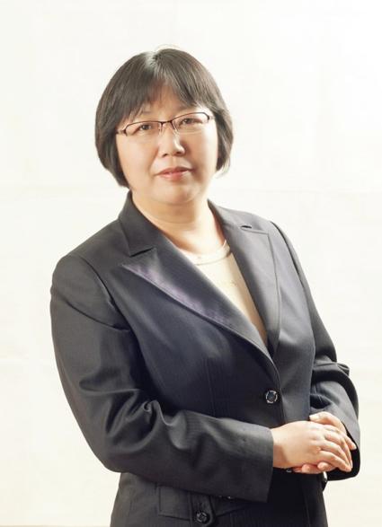 重視加強(qiáng)新時(shí)代意識(shí)形態(tài)工作， 提高領(lǐng)導(dǎo)干部意識(shí)形態(tài)工作能力