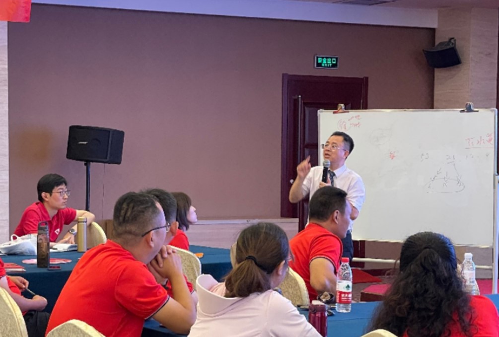 王同老師為山東某食品企業(yè)培訓(xùn)商超渠道運(yùn)作課程，圓滿交付！